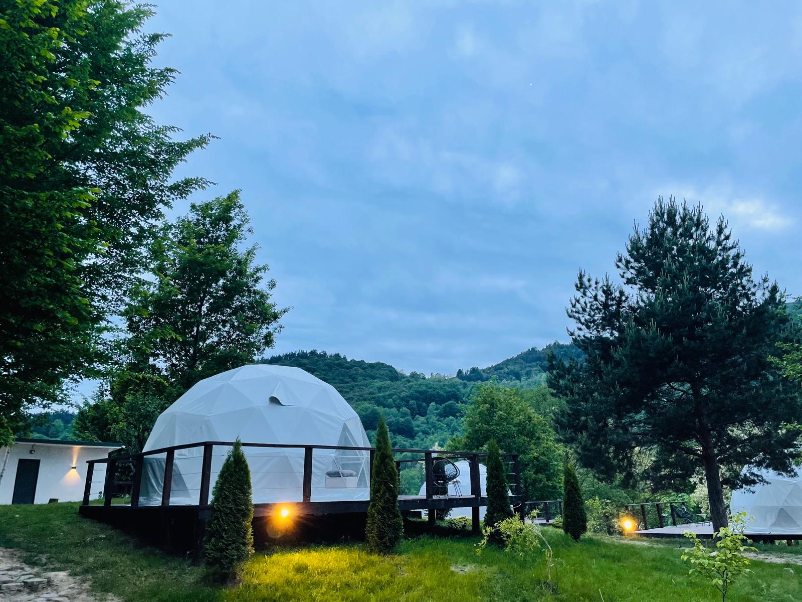Grand Prestige Igloo - Activitati pentru copii - Vizita la Ferma Animalelor, drumetii